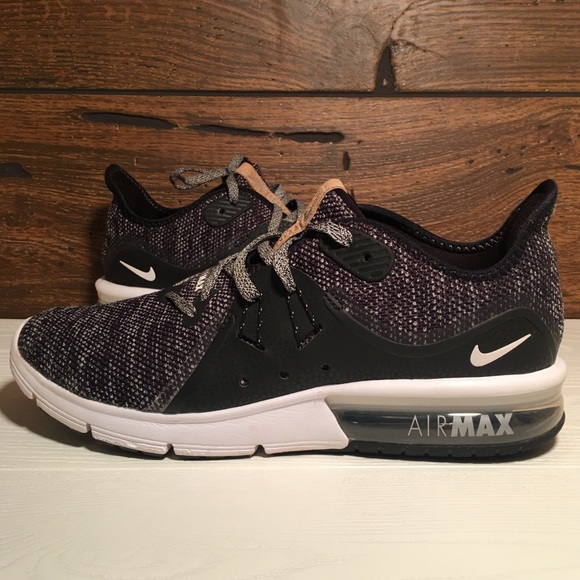 charcoal grey nike shoes